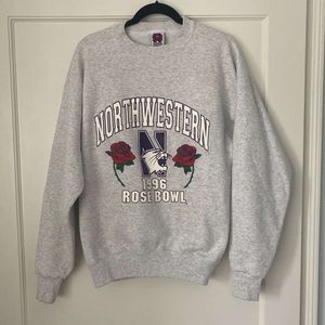VINTAGE 1996 northwestern sweatshirt. only worn once.